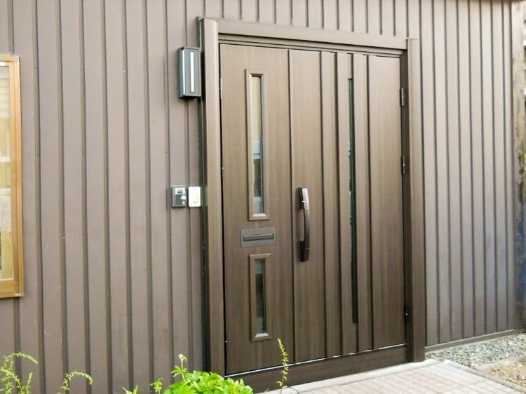 断熱玄関ドアで冷気をシャットアウト！